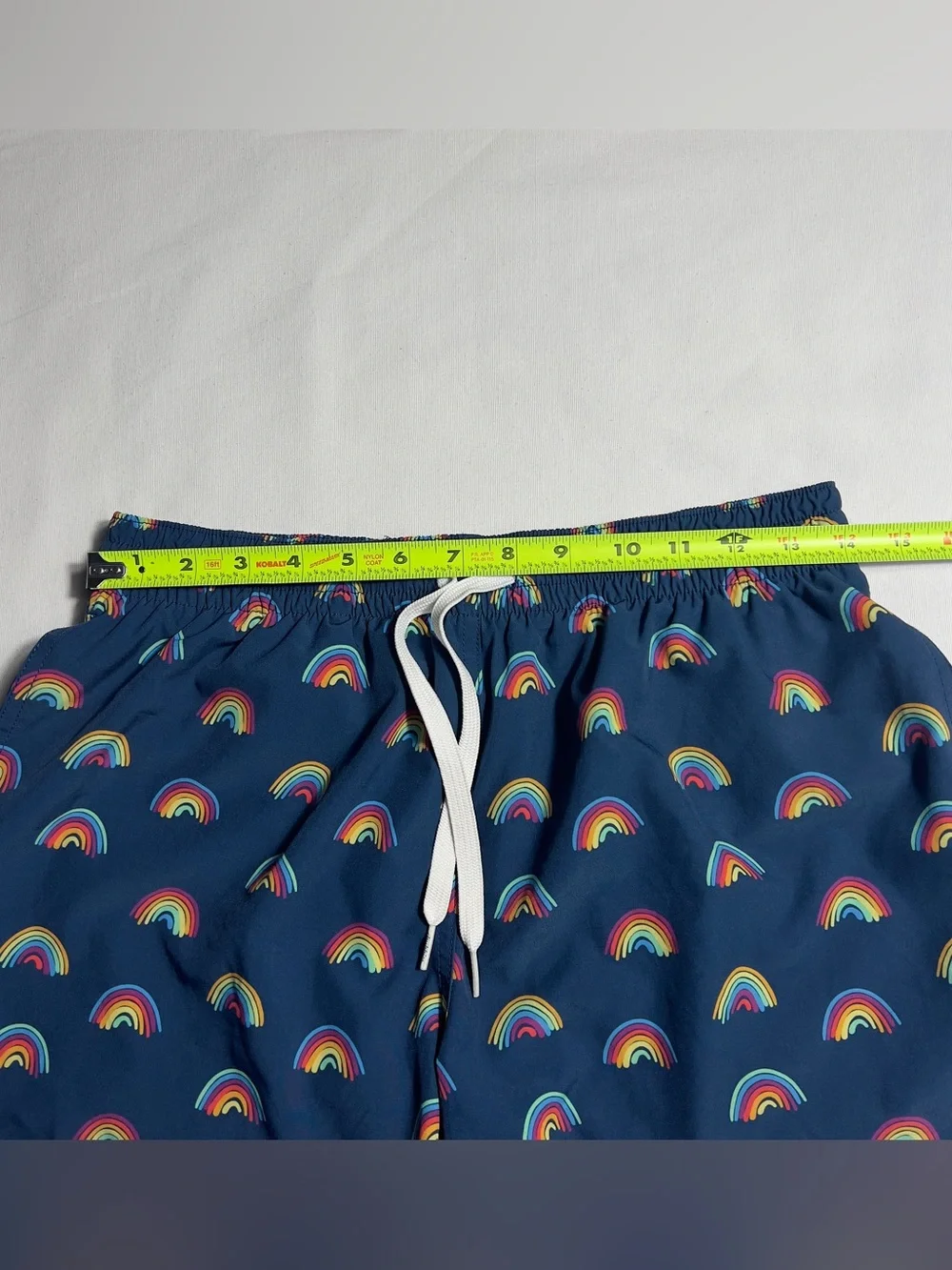 Chubbies Rainbow Roads Swim Trunks Mens Medium Navy 5.5” Inseam Mesh Lined